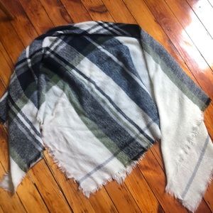 Blanket Scarf - white/blue/green